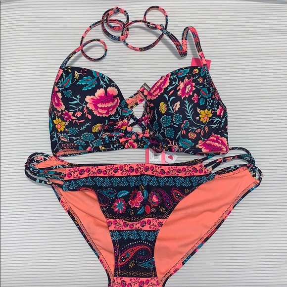 Xhilaration Other - Xhilaration Bathing Suit 2 Piece ☀️